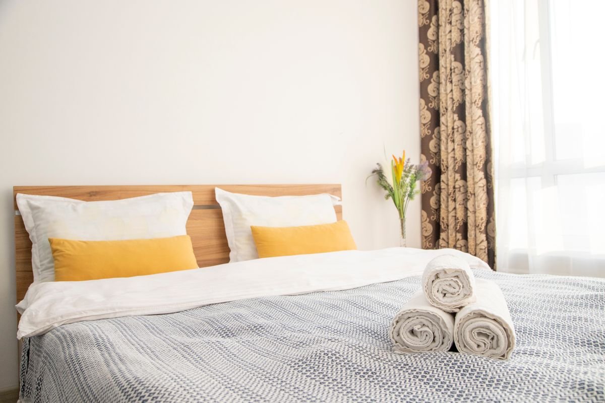 Rollaway bed in guest room